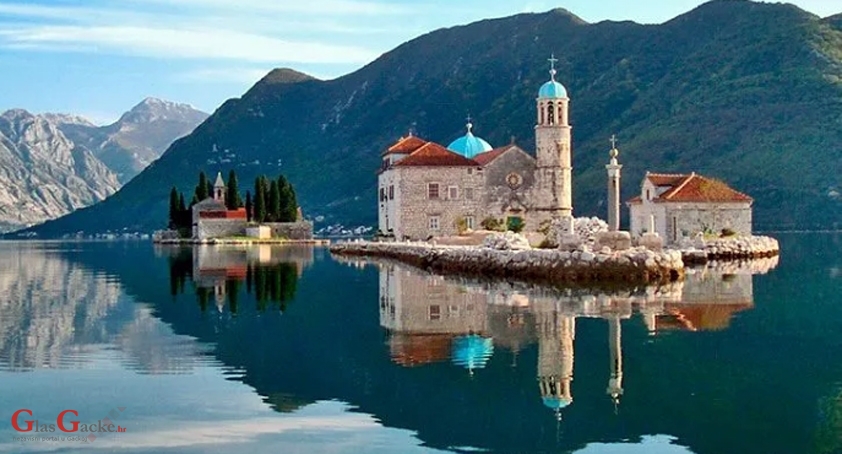Crnogorci se ispričali zbog svojatanja Gospe od Škrpjela Crnogorci se ispričali zbog svojatanja Gospe od Škrpjela
