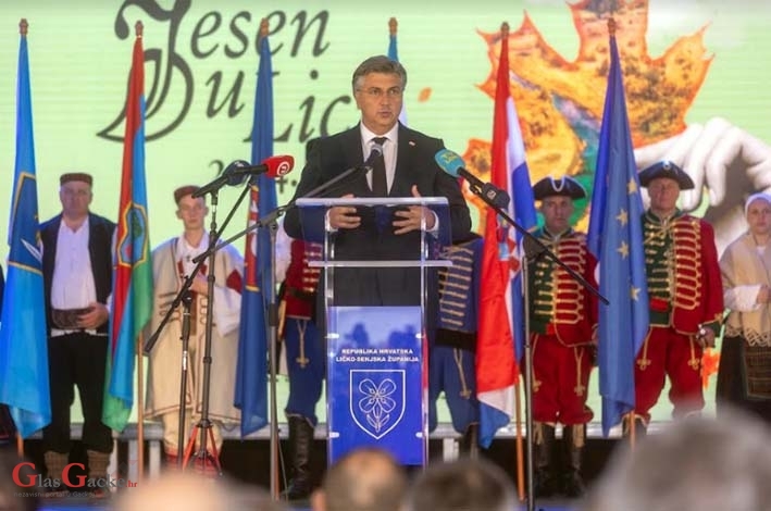 U Gospiću svečano otvorena 26. Jesen u Lici