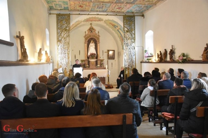 Hodočašće šalatskih sjemeništaraca i njihovih obitelji u Krasno i Senj