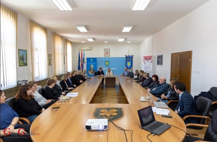 Održana završna konferencija projekta izrade Socijalnog plana LSŽ Održana završna konferencija projekta izrade Socijalnog plana LSŽ