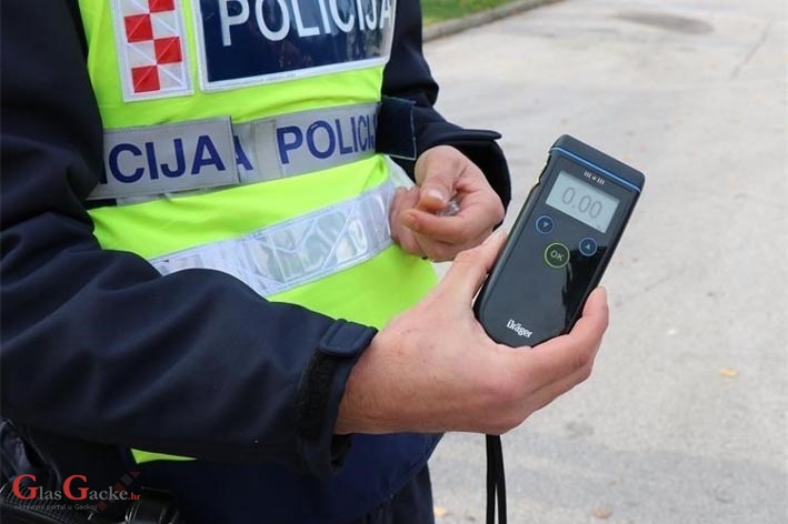 Osam prometnih nesreća Osam prometnih nesreća
