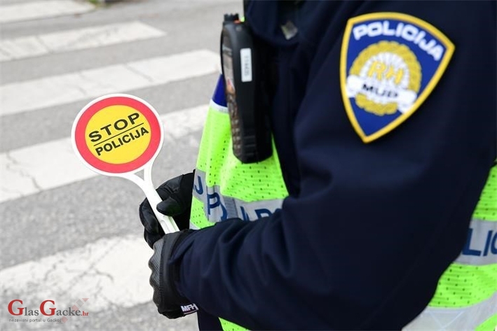 Policija na autocesti zaustavila dvojicu vozača u prebrzoj vožnji