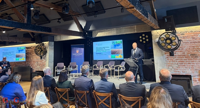 Ministar Vlajčić otvorio Konferenciju o generacijskoj obnovi ruralnih područja Ministar Vlajčić otvorio Konferenciju o generacijskoj obnovi ruralnih područja