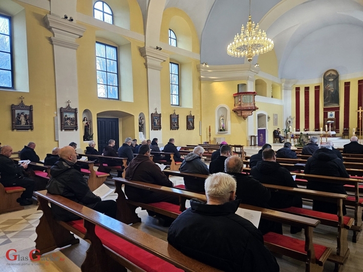 Održan Predbožićni susret svećenika GSB