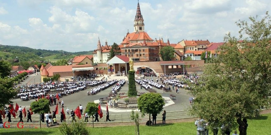 27. hodočašće vatrogasaca u Svetište Majke Božje Bistričke 27. hodočašće vatrogasaca u Svetište Majke Božje Bistričke