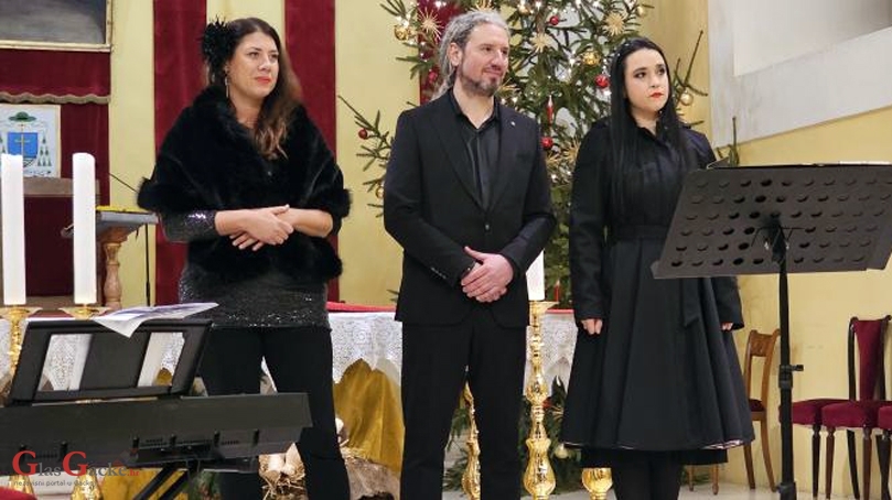 Božićni gala koncert u katedrali Navještenja BDM u Gospiću