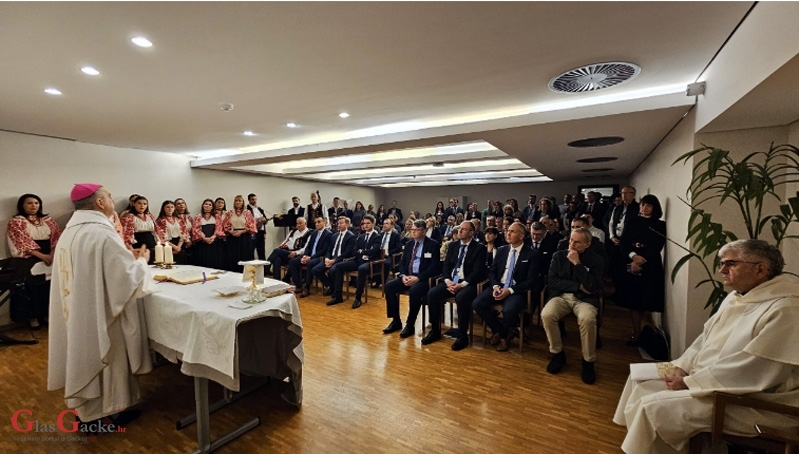Mons. Nikola Eterović u Europskom parlamentu – 1100. obljetnica Hrvatskog Kraljevstva Mons. Nikola Eterović u Europskom parlamentu – 1100. obljetnica Hrvatskog Kraljevstva