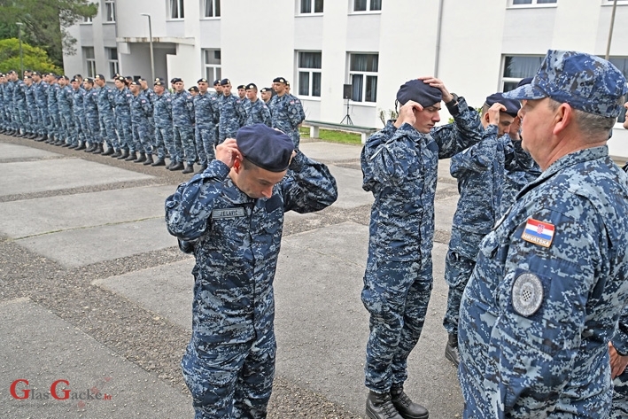 Novi hrvatski marinci primili beretke