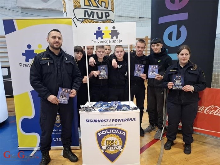 Na Plazma športskim igrama policija mladima približila policijsko zanimanje