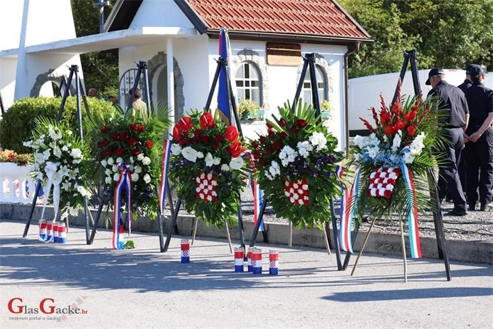 U Žutoj Lokvi svečano obilježena 35. godišnjica pogibije četiri policijska službenika