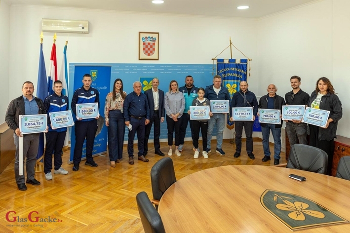 Dodijeljeni čekovi športskim klubovima, športašima i ustanovama  iz LSŽ