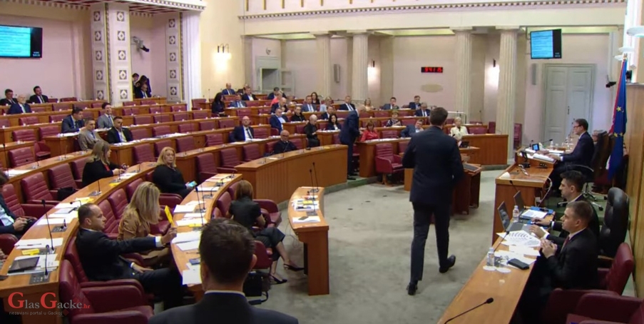 13. listopada 2000.  donesena Deklaracija o Domovinskom ratu