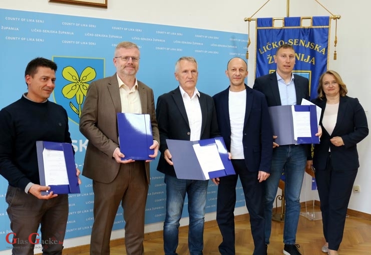 225.000 eura za ulaganja u pomorsko dobro u Senju, Novalji i Karlobagu