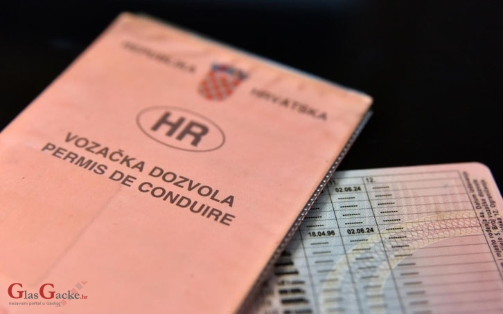 Bez vozačke voze kao velike