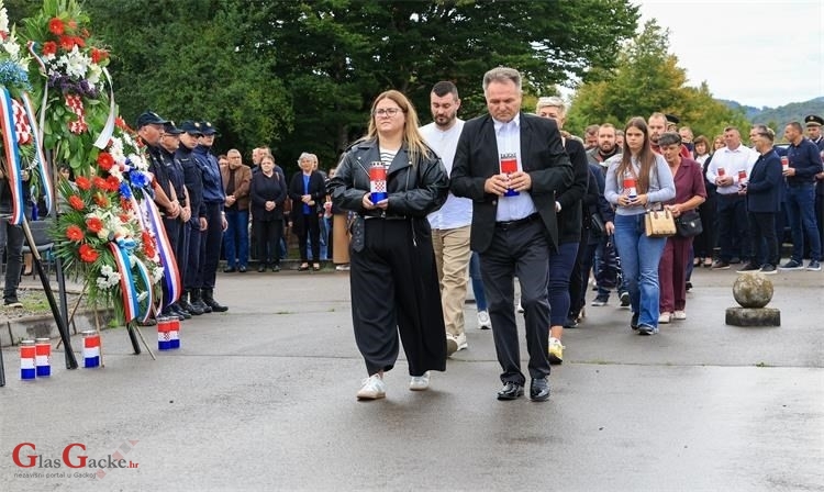 Obilježena 34. godišnjica pogibije četvorice policijskih službenika u Žutoj Lokvi