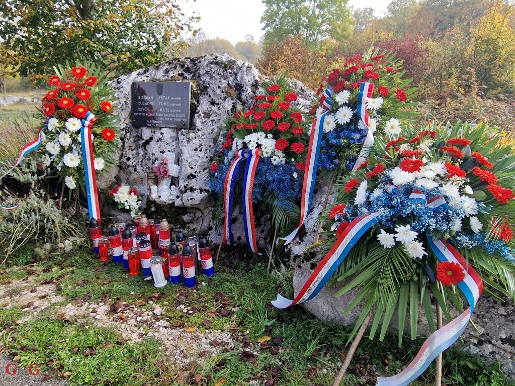 U spomen na hrabrost i žrtvu: Odana počast trojici poginulih hrvatskih branitelja u Starom Selu 