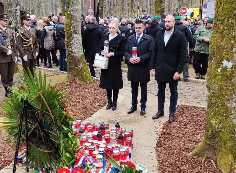 Svečanom komemoracijom na Plitvičkim Jezerima obilježena 32. godišnjica pogibije Josipa Jovića i akcije Plitvice