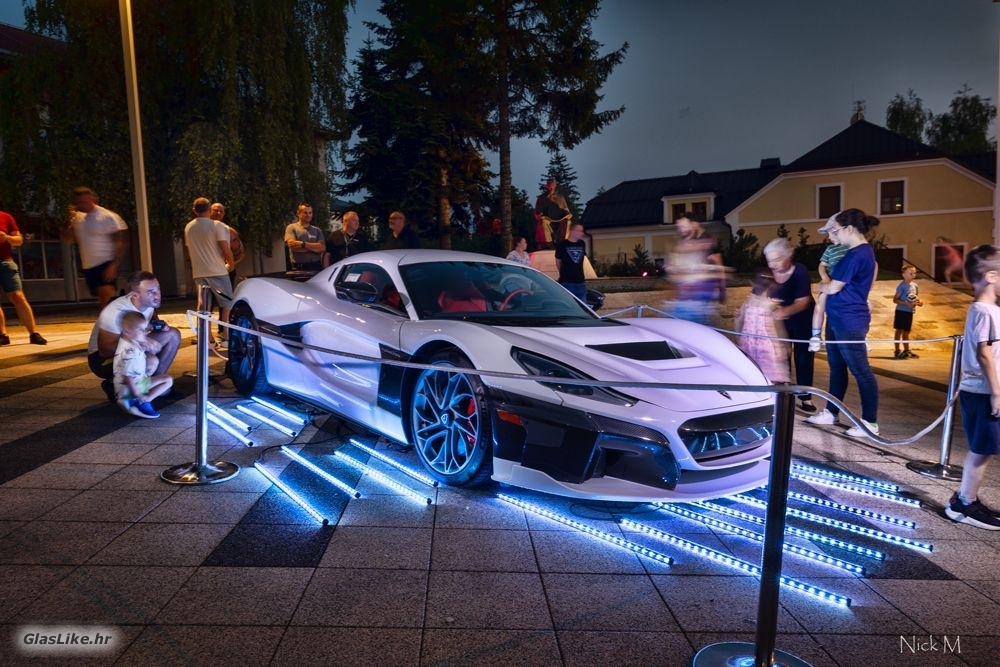 Gospić uz simfoniju svjetlosti i Rimac Neveru obilježio 168. obljetnicu rođenja Nikole Tesle