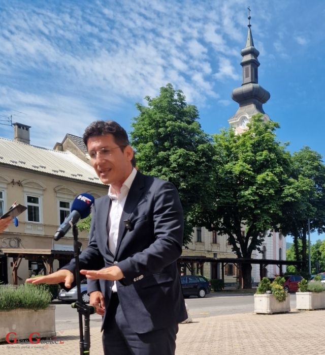 Odgovor Zvonimira Troskota: PFAS je detektiran u vodi Otočca – tražimo potpunu istinu, hitnu sanaciju i odgovornost institucija Odgovor Zvonimira Troskota: PFAS je detektiran u vodi Otočca – tražimo potpunu istinu, hitnu sanaciju i odgovornost institucija