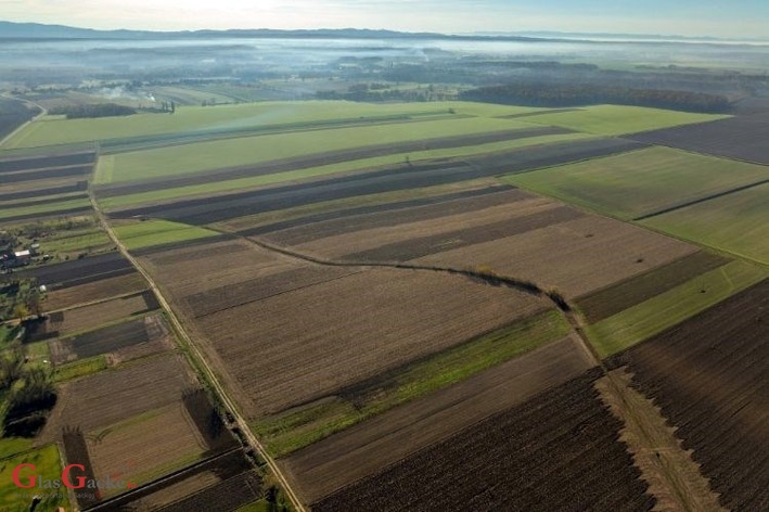 Poljoprivrednicima isplaćeno više od 465 milijuna eura