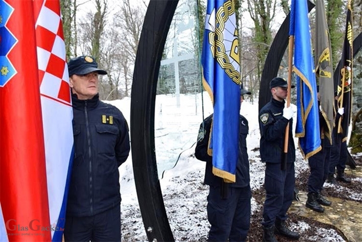 35 godina od Krvavog Uskrsa 