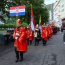Misa pred Spiljom ukazanja u sklopu vojno-redarstvenog hodočašća u Lourdesu