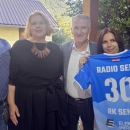 Dok se jedni raduju i slave što imaju, drugi se raduju i slave kako će - uništiti 