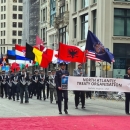 Pripadnik Oružanih snaga RH nosio zastavu Republike Hrvatske na Danu veterana u New Yorku