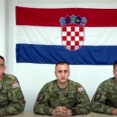U Litvi pripadnici 6. hrvatskog kontingenta spasili muškarca iz gorućeg automobila
