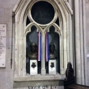 Navik on živi ki zgine pošteno