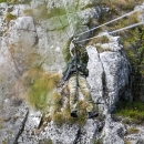 Pripadnici HV i partnerskih zemalja uz pomoć instruktora Slovenske vojske svladali su planinarske i alpinističke tehnike ključne za planinsko ratovanj