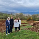  Župan Petry obišao radove na izgradnji dječjeg igrališta u Švici