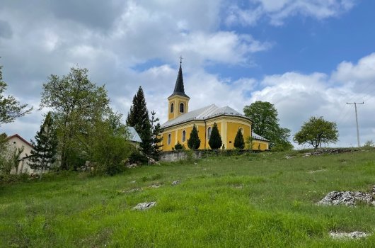 Maša i blagoslov groblja u Švici