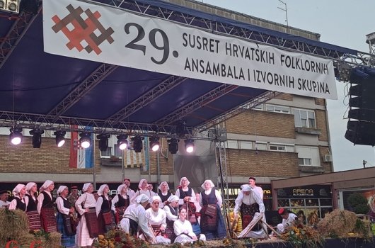 Lešćerani na 29. Susretu hrvatskih folklornih ansambala i izvornih skupina 