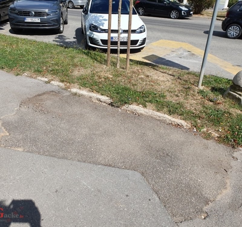 Mile nam i drage rupe na ulicama
