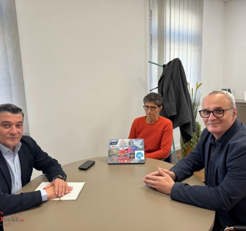 Ne odustajemo od podrške Hrvatskom radiju Otočac